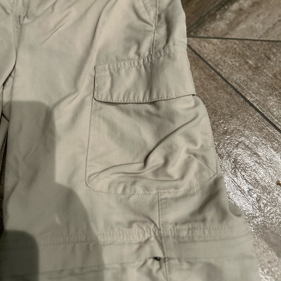 Columbia Kids' Zip Off Tan Cargo Pants size 10/12 Adjustable waist - Picture 4 of 6